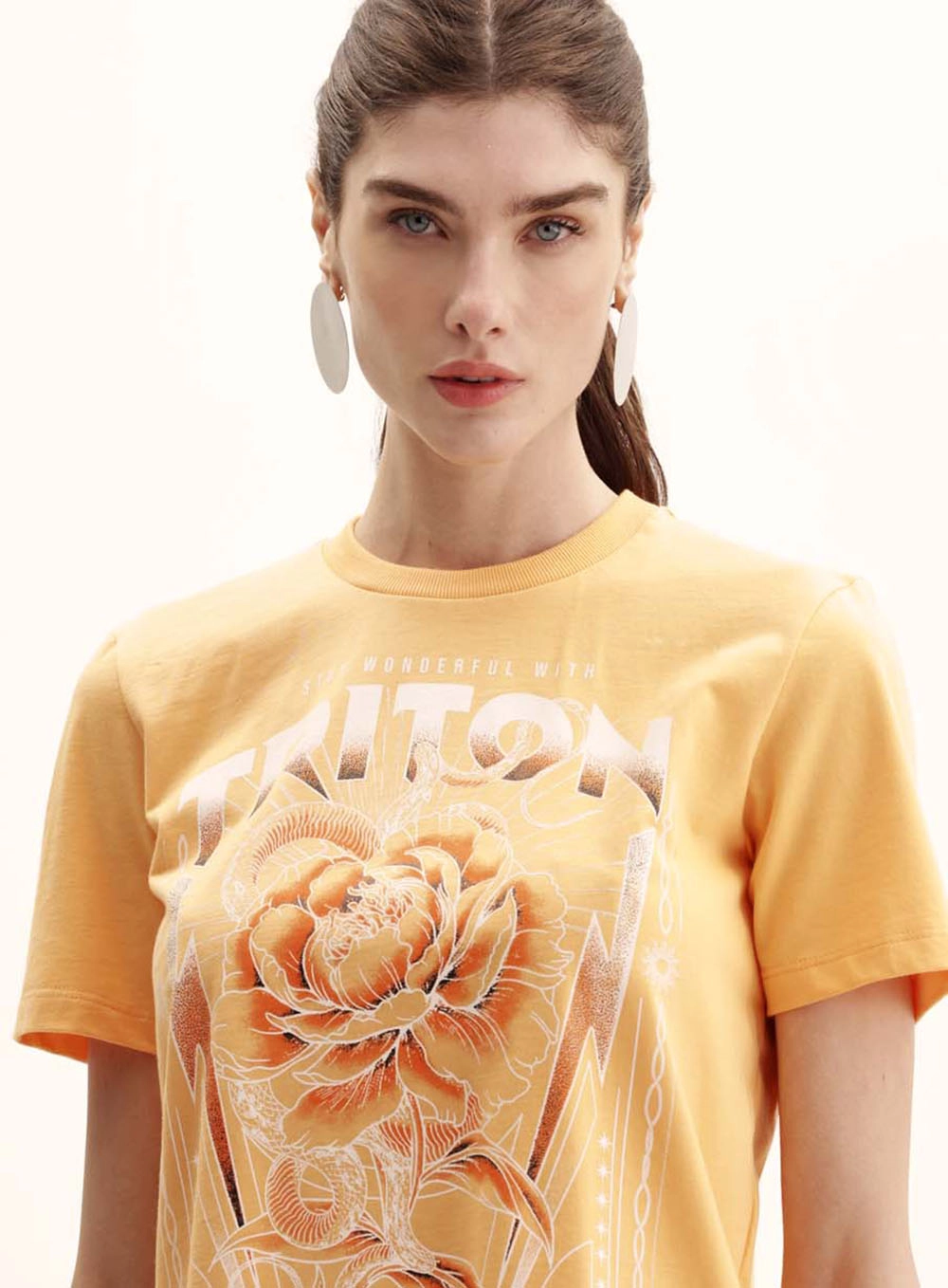 Camiseta Feminina Comfort Estampada Laranja 3