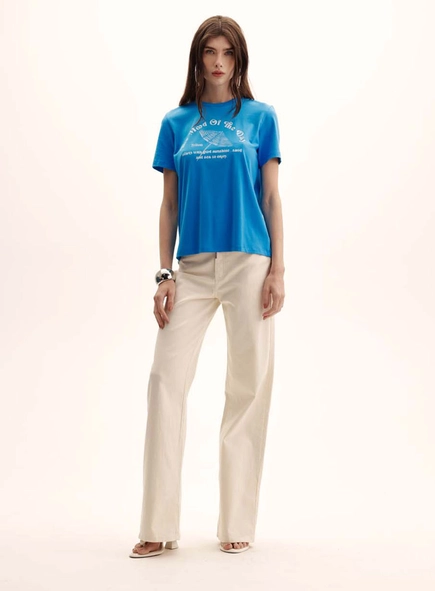 Camiseta Feminina Comfort Manga Curta