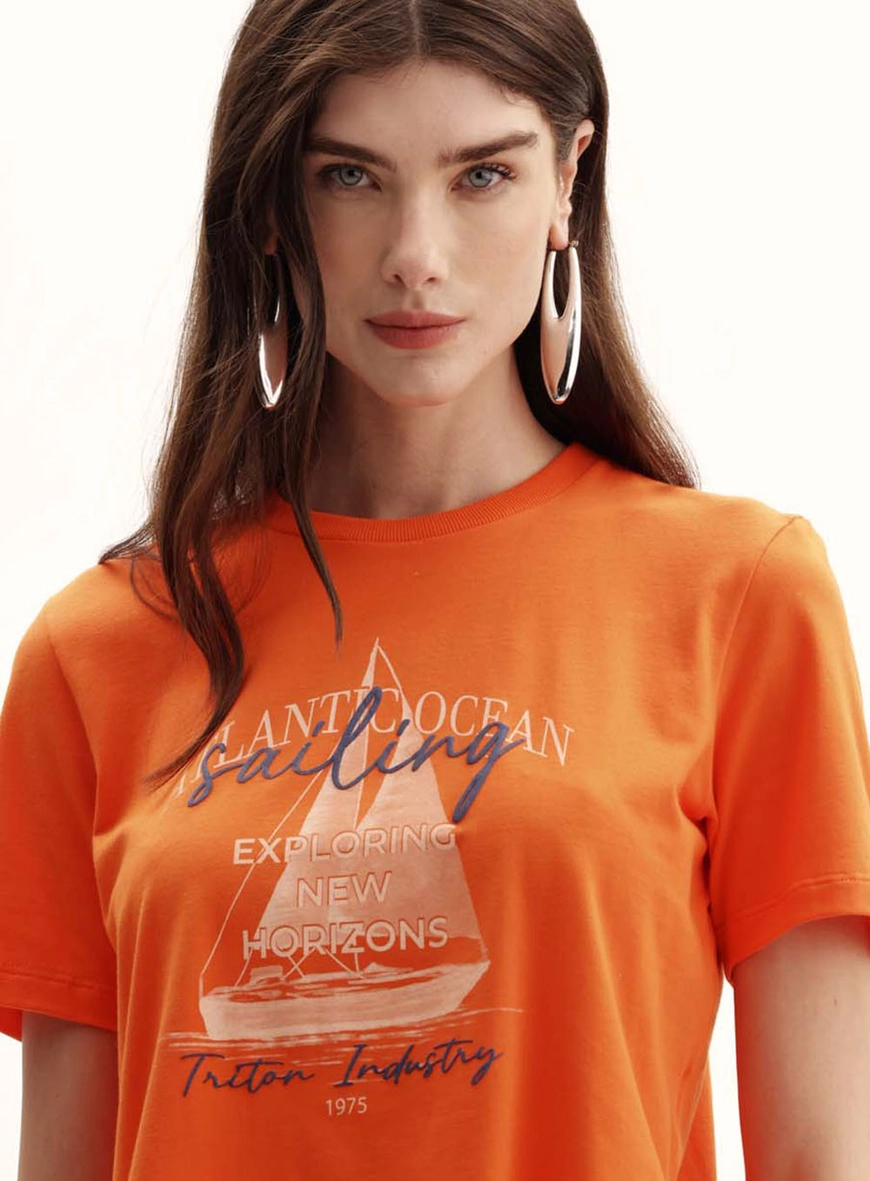 Camiseta Feminina Comfort Encurtada Laranja 3