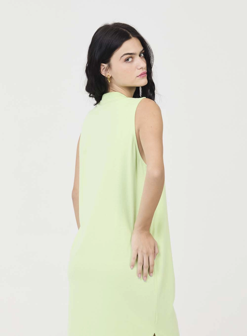 Vestido Comfort Midi Com Fenda Lateral Verde 3