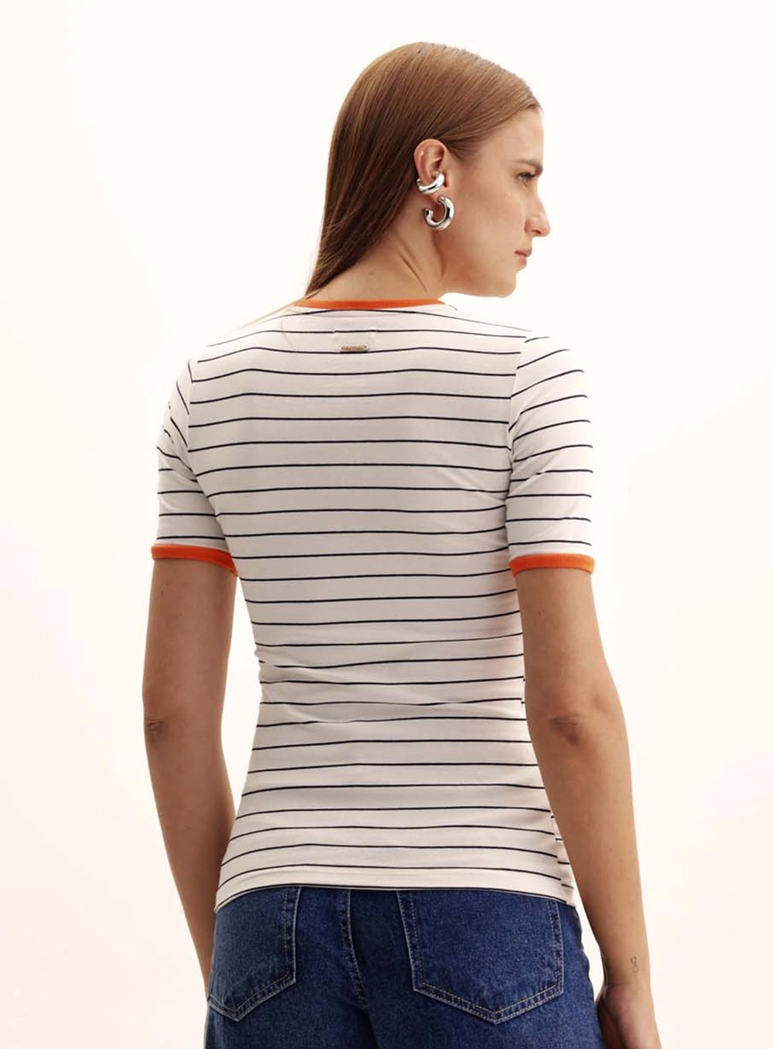 Camiseta Feminina Small Listrada Estampados 4