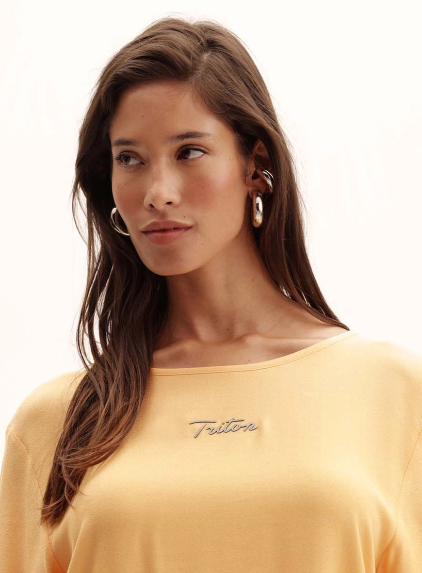 Camiseta Feminina Comfort Decote Canoa Laranja 3