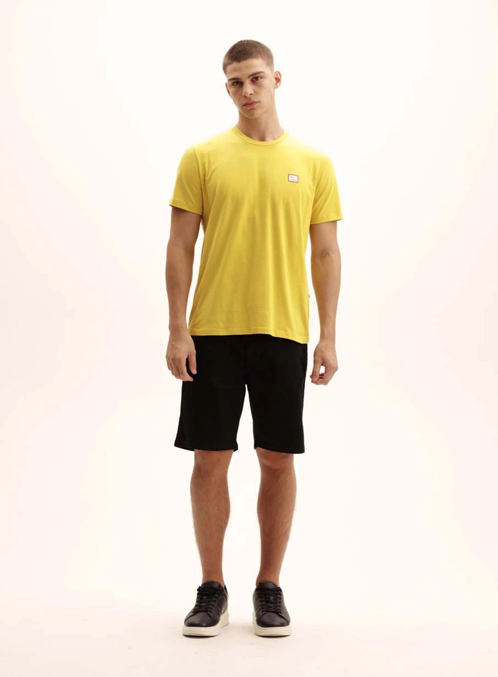 Camiseta Masculina New Com Logo Amarelo 1