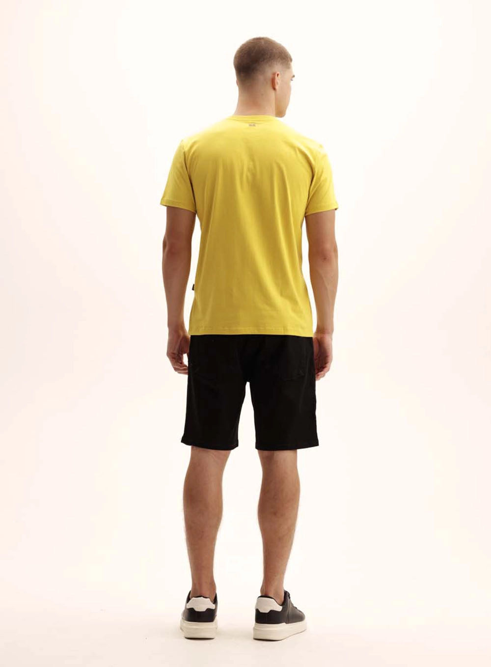 Camiseta Masculina New Com Logo Amarelo 4