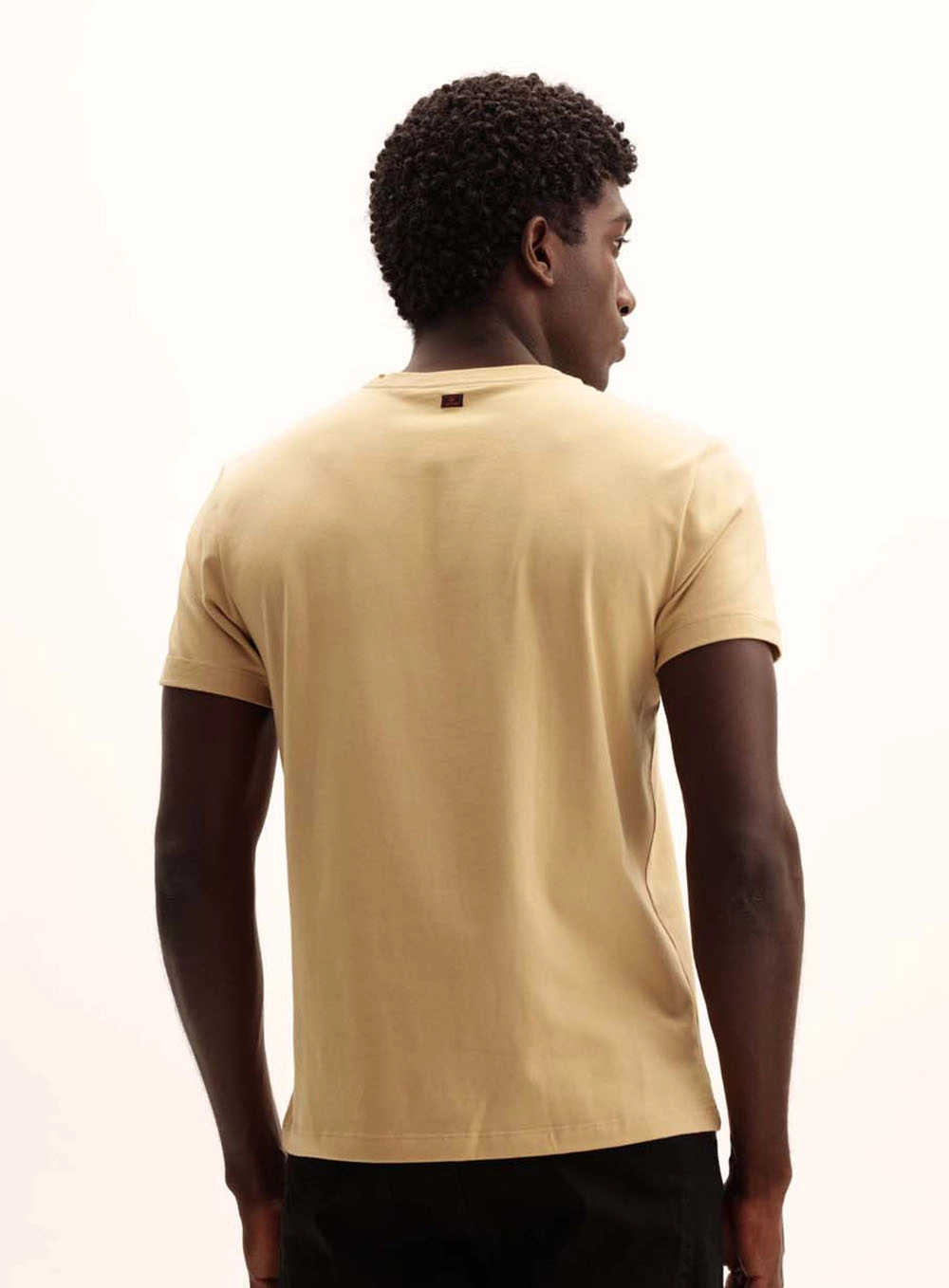 Camiseta Masculina Fit Com Logo Em Alto Relevo Bege 4