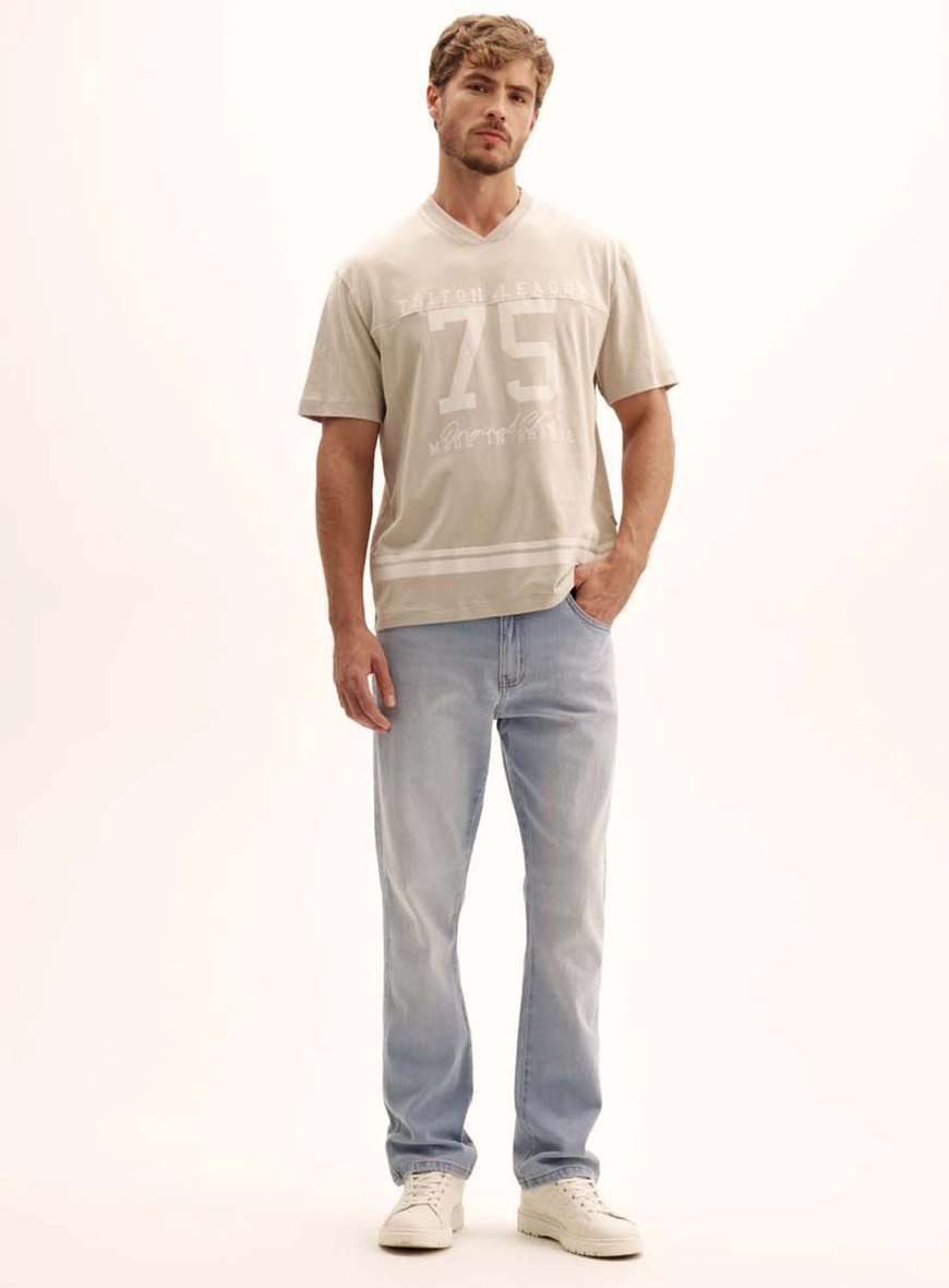 Camiseta Masculina Relaxed Gola V Bege Esquilo 1