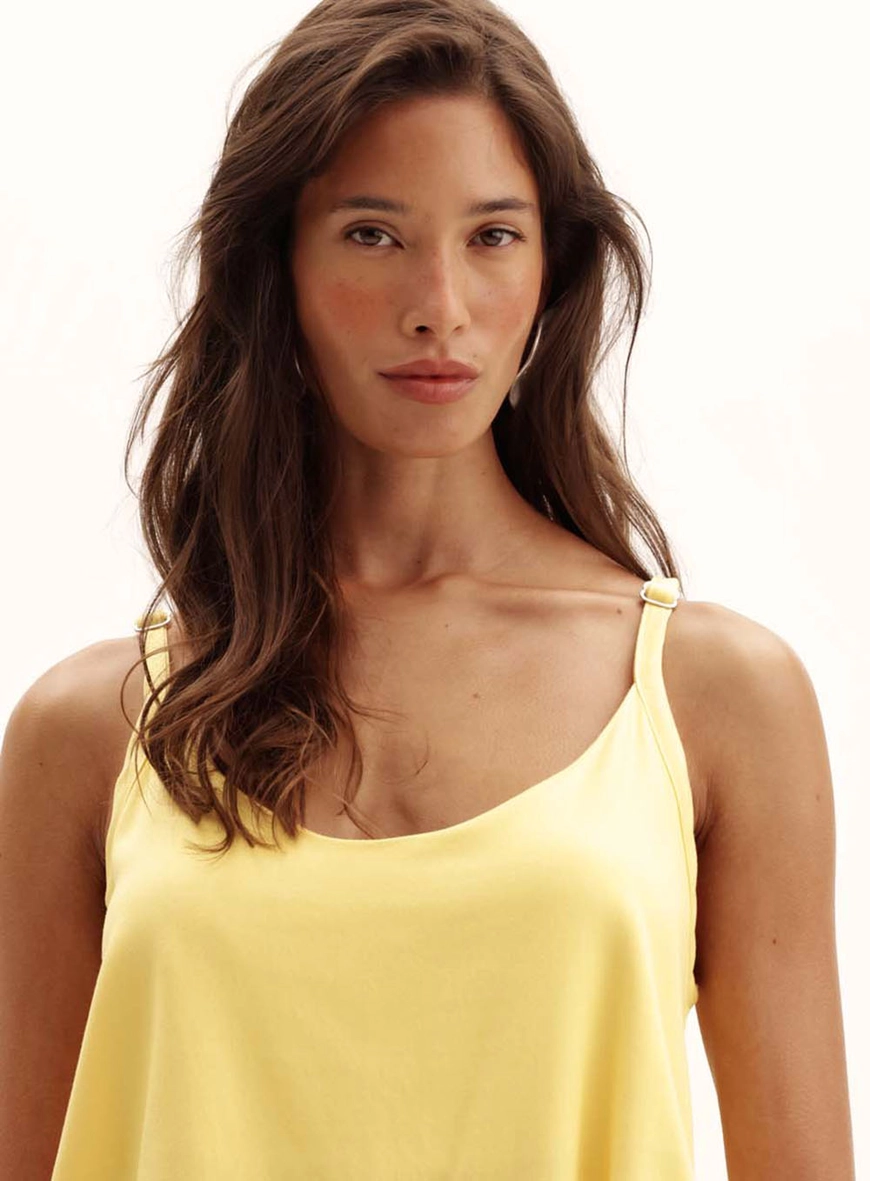 Blusa Feminina Comfort Alça Com Regulagem Amarelo 3