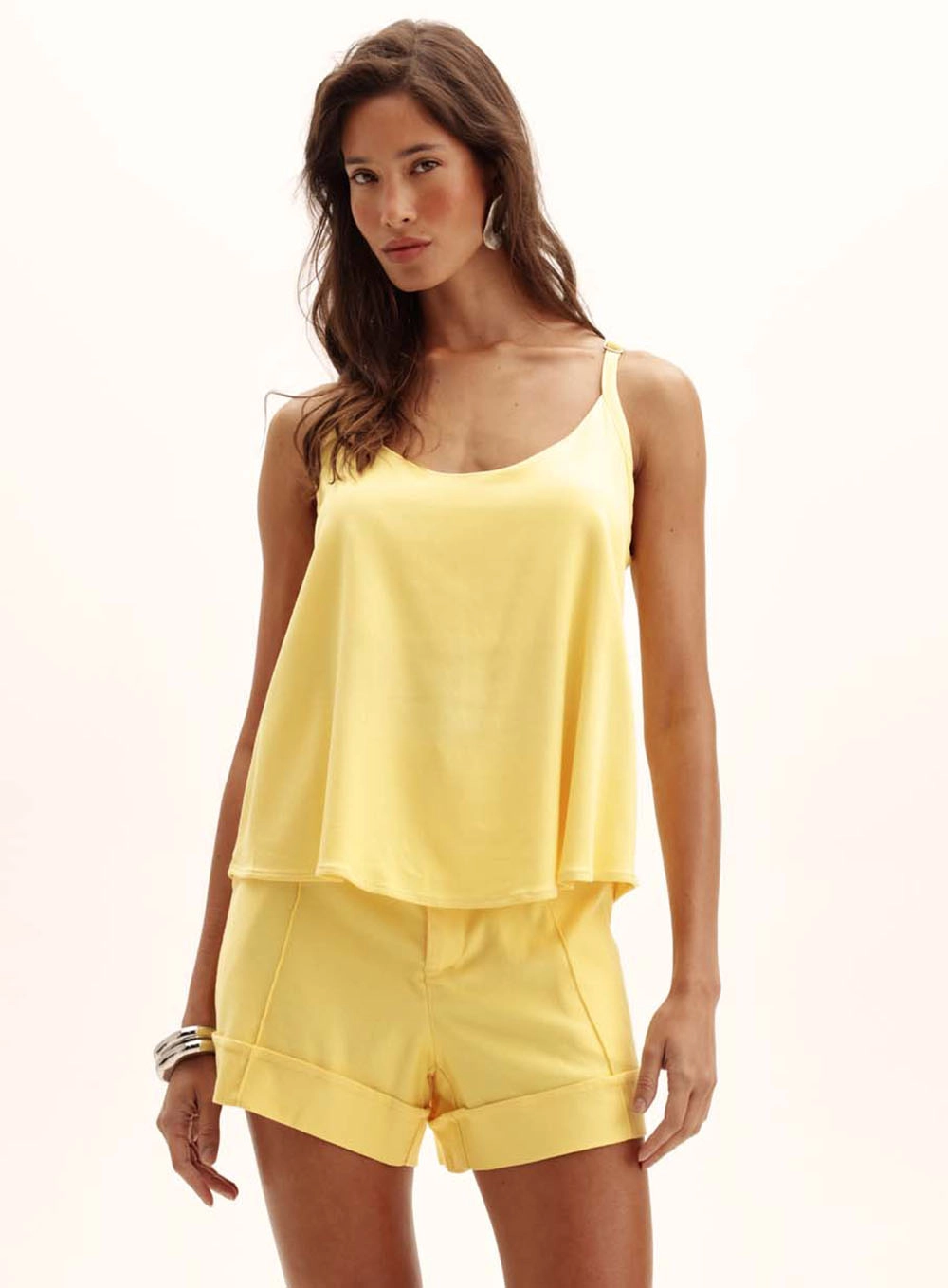 Blusa Feminina Comfort Alça Com Regulagem Amarelo 2