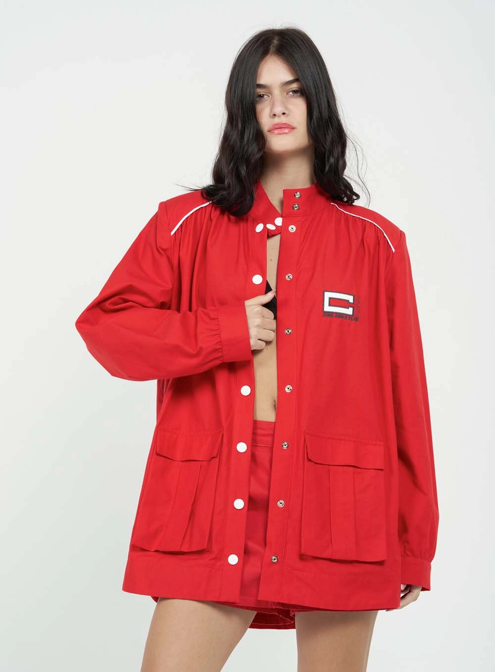 Casaco Oversized Com Detalhe Bordado Vermelho 2