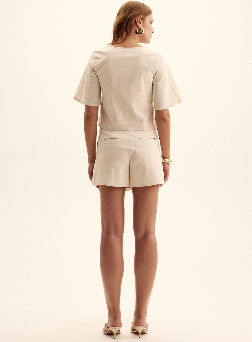 Blusa Feminina Small Gola Redonda Com Recortes Bege 5
