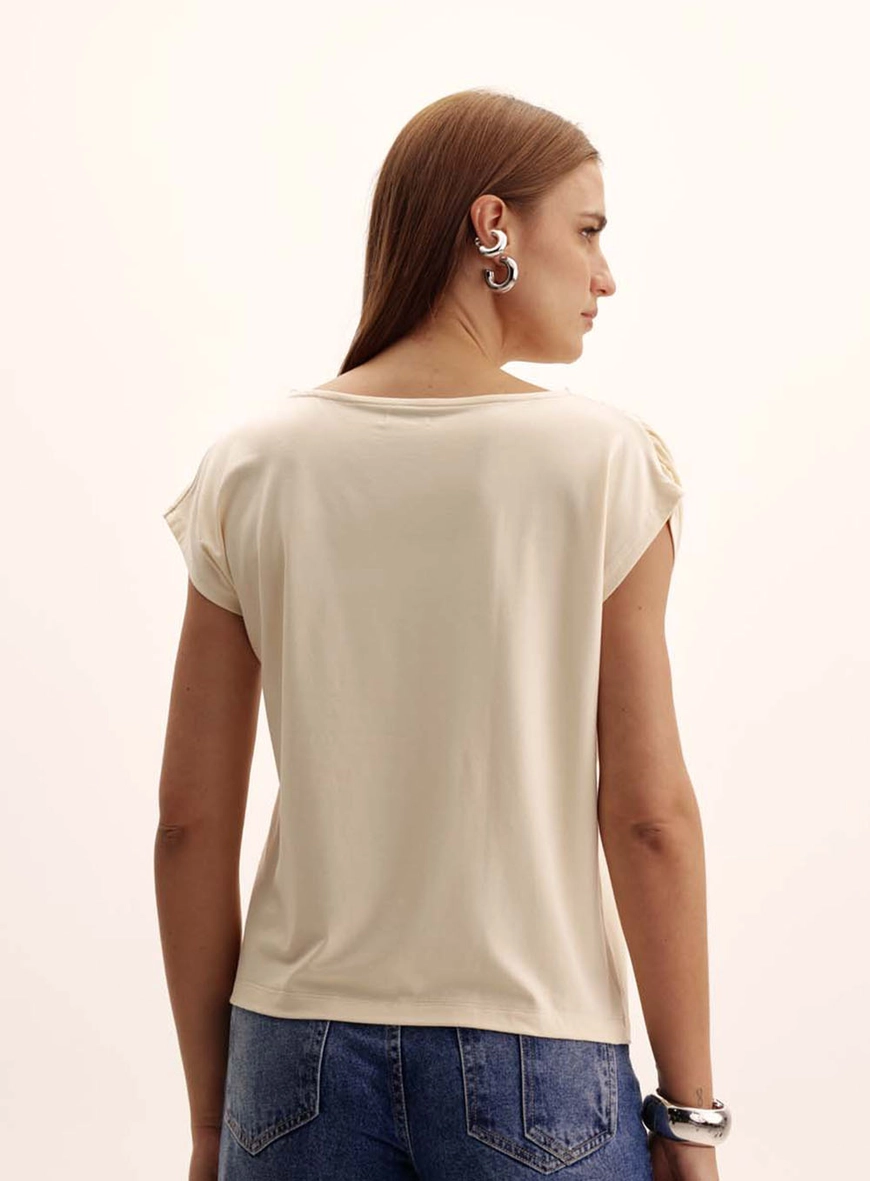 Blusa Feminina Comfort Manga Curta Drapeada Bege 4