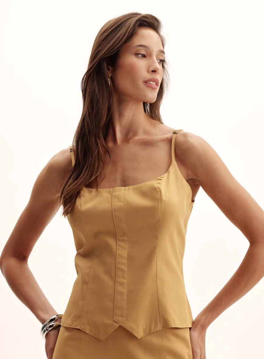 Blusa Feminina Comfort Fechamento Em Ziper Bege 2