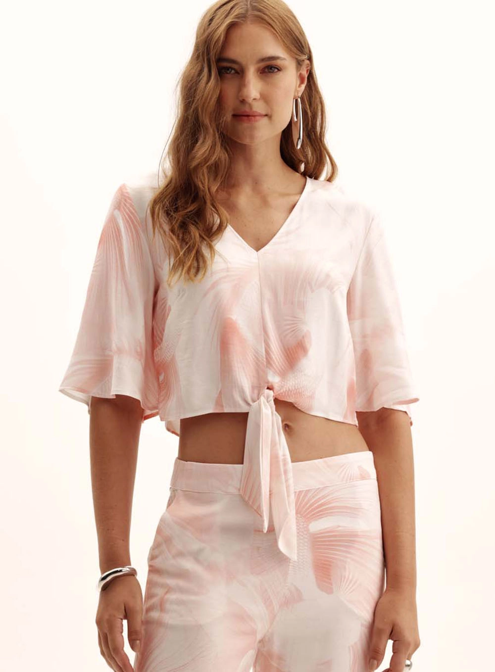 Blusa Feminina Comfort Com Manga Ampla Fish Flower Estampados 2