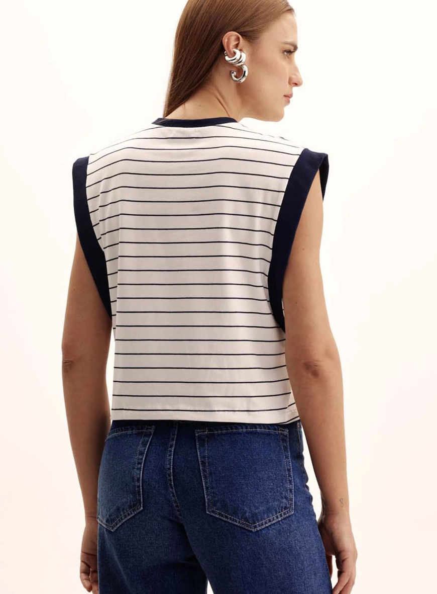 Blusa Feminina Comfort Com Manga Cavada Listrada Estampados 4