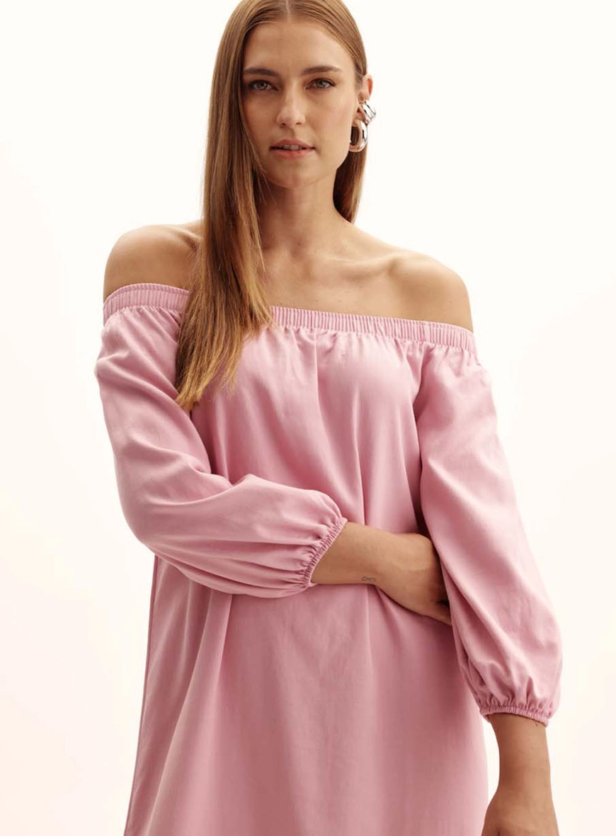 Vestido Comfort Ombro A Ombro Manga Longa Rosa 1