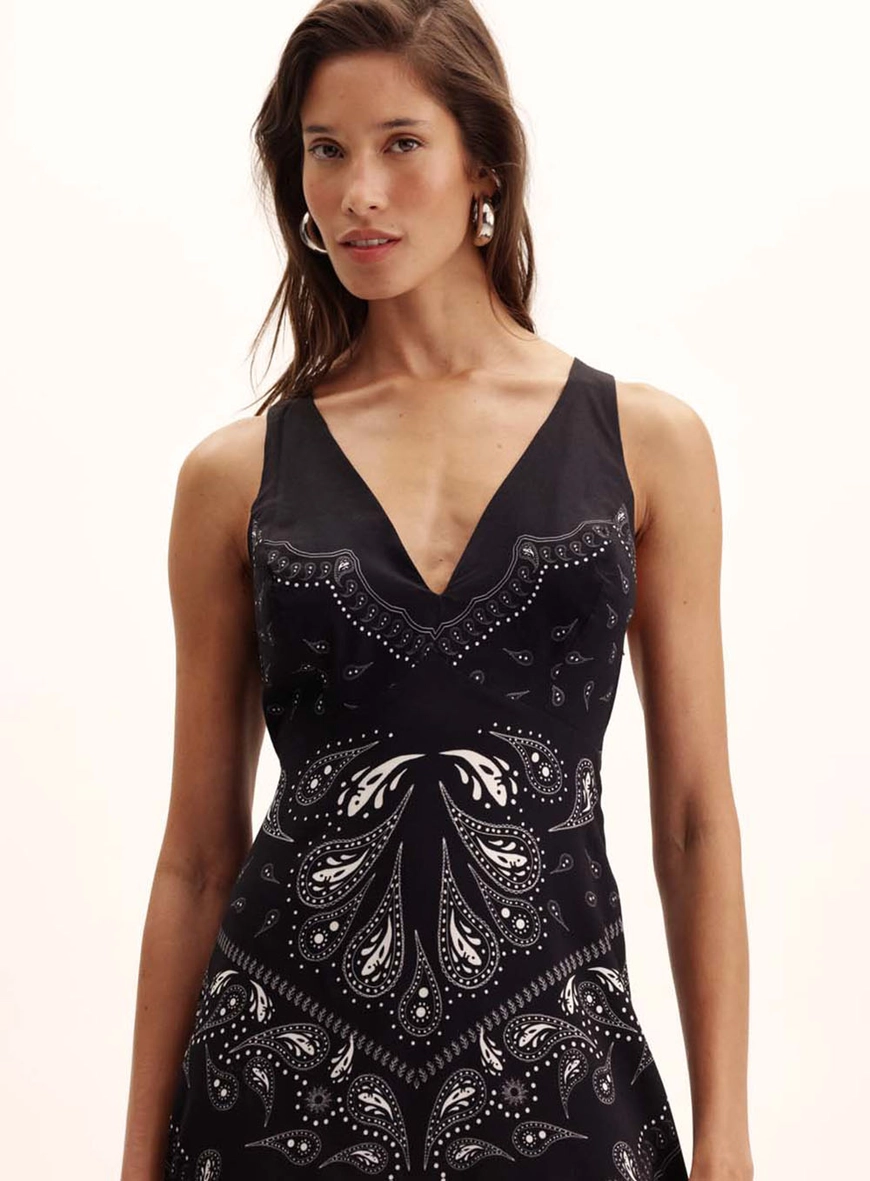 Vestido Comfort Dark Bandana Alça Transpassada Estampados 3