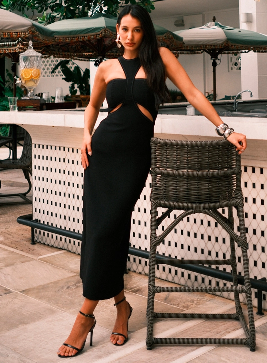 Vestido Midi Justo Cut Out Com Sobreposição Preto