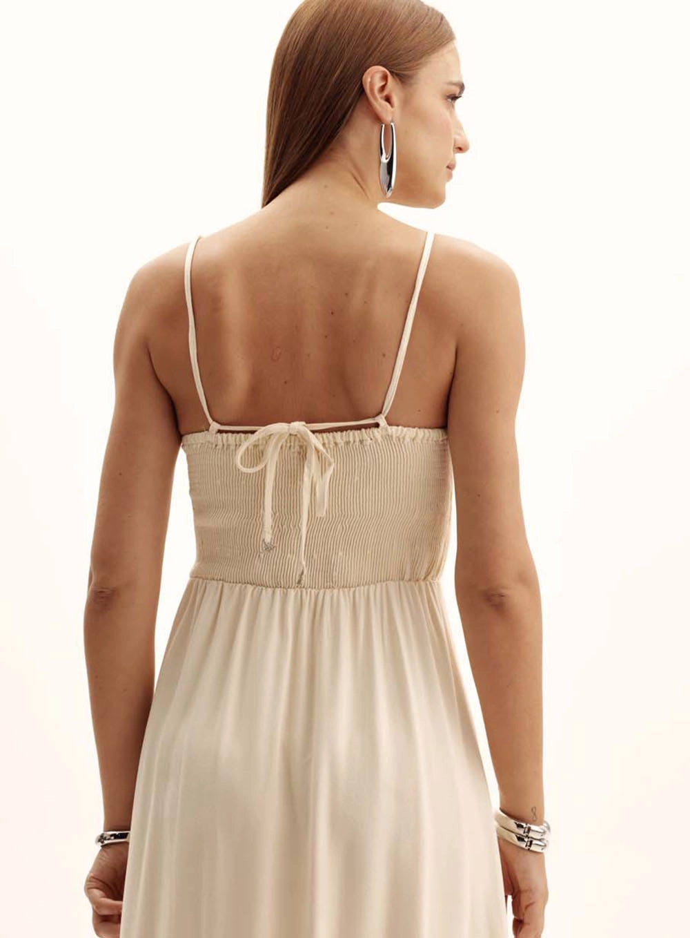 Vestido Comfort Amarração E Lastex Bege 4