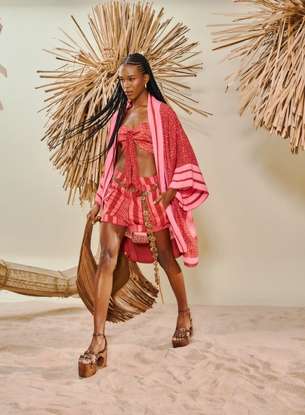 Kimono Feminino Estampado Com Bordado