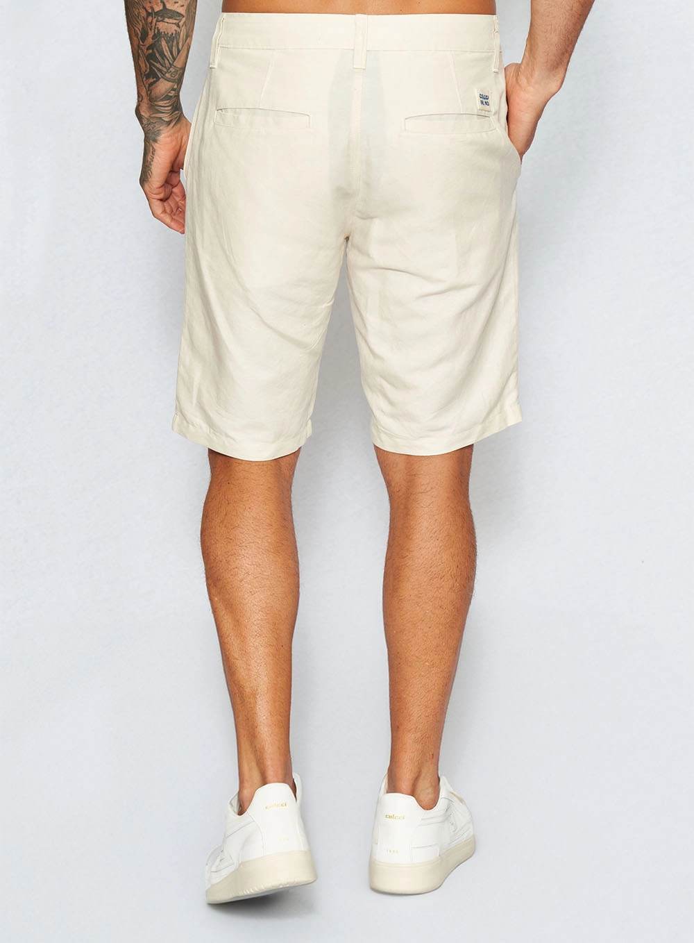 Bermuda Masculina Em Linho Davi Off Shell