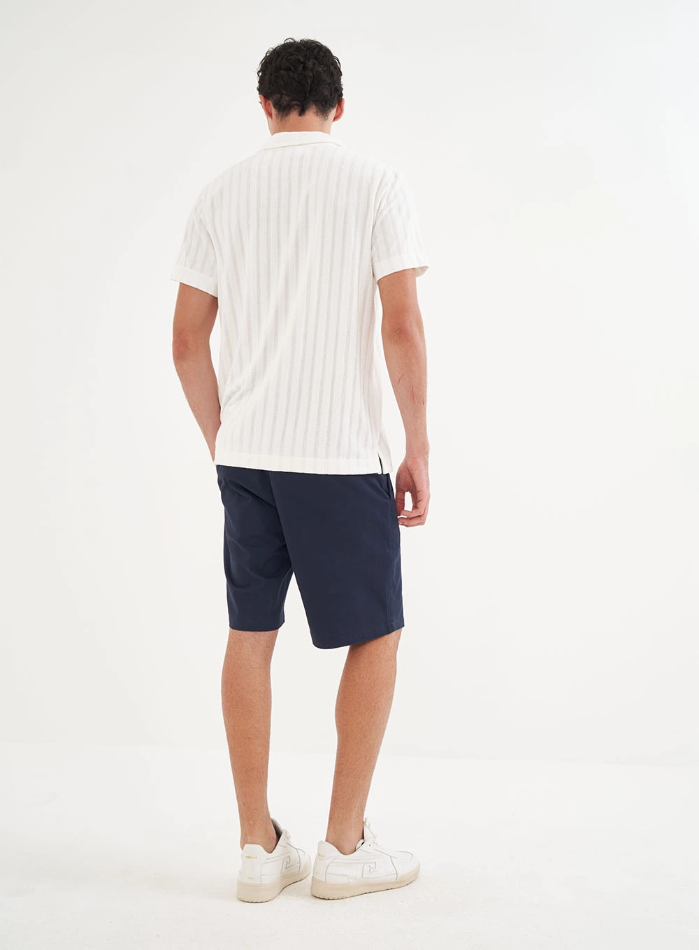 Polo Masculina Manga Curta Com Detalhe Em Logo Off Shell