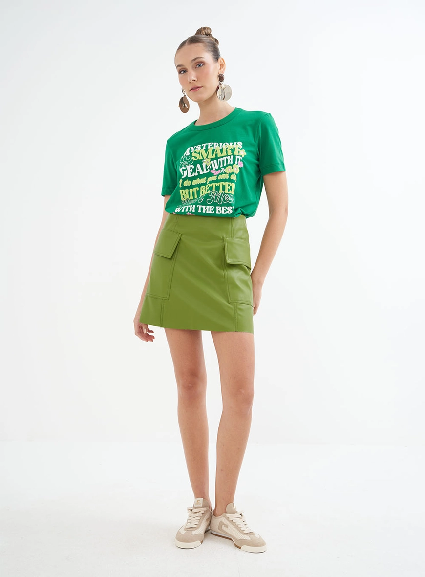 Camiseta Feminina Com Estampa Frontal