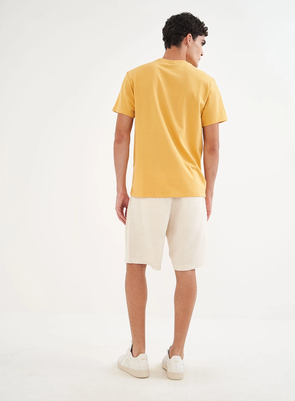 Camiseta Masculina Estampada E Manga Curta Amarelo