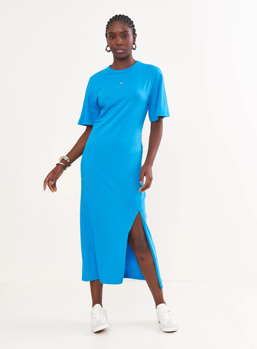 Vestido Midi Comfort Com Fenda Lateral