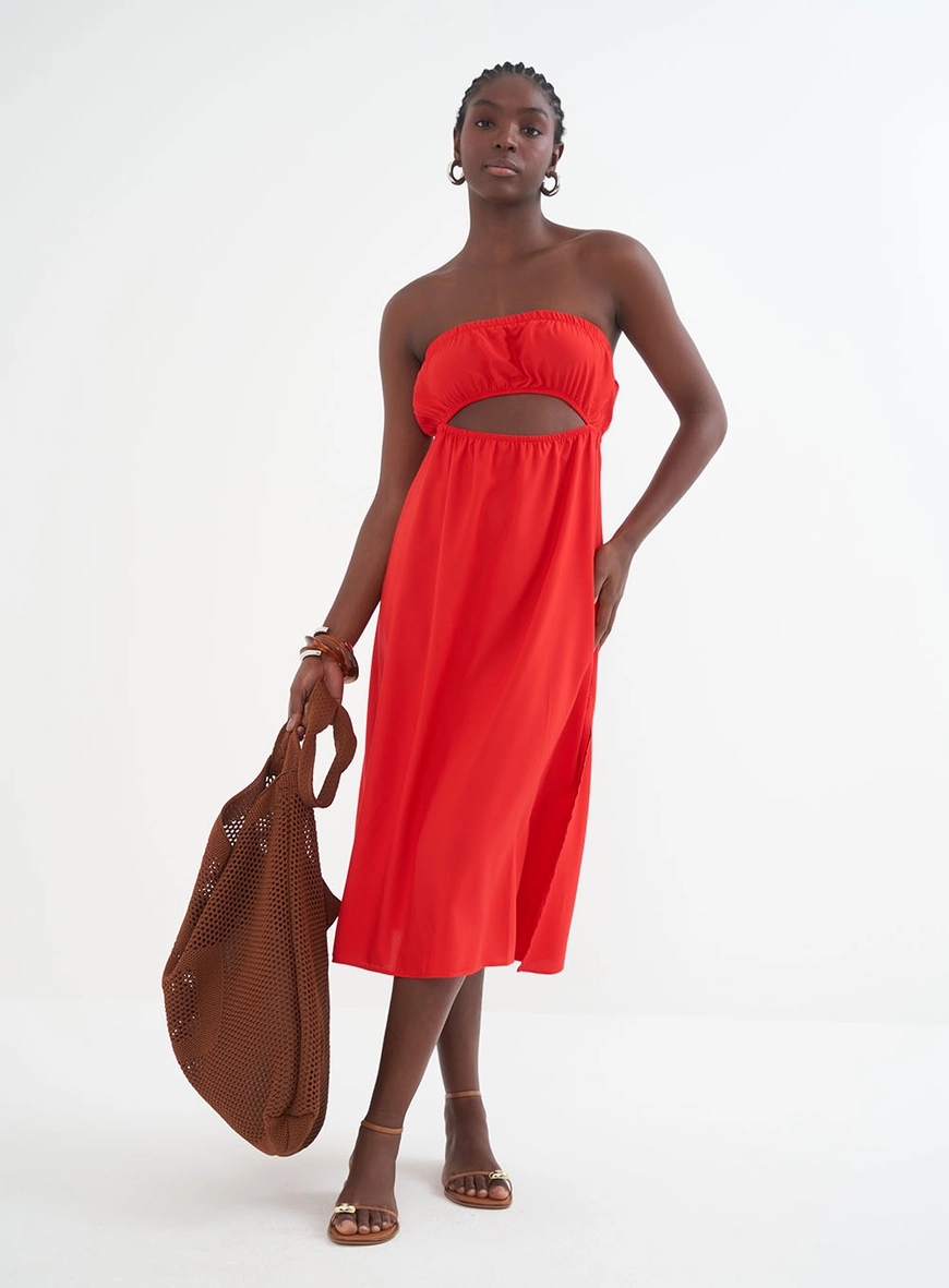 Vestido Midi Sem Alças E Recorte Com Elástico