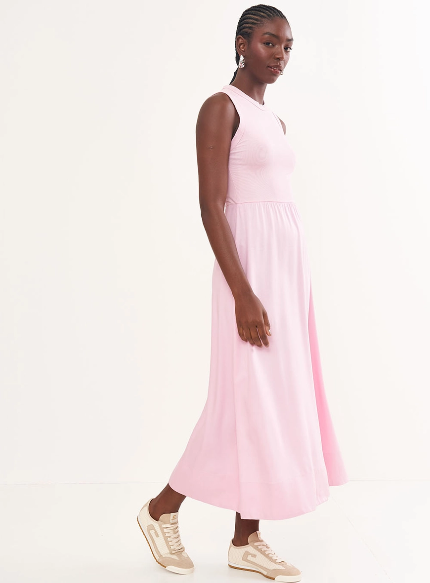 Vestido Midi Acinturado