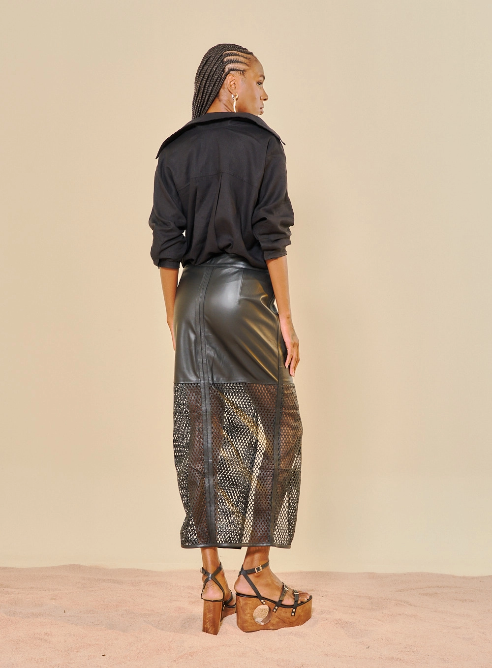 Saia Midi De Couro Preto 3