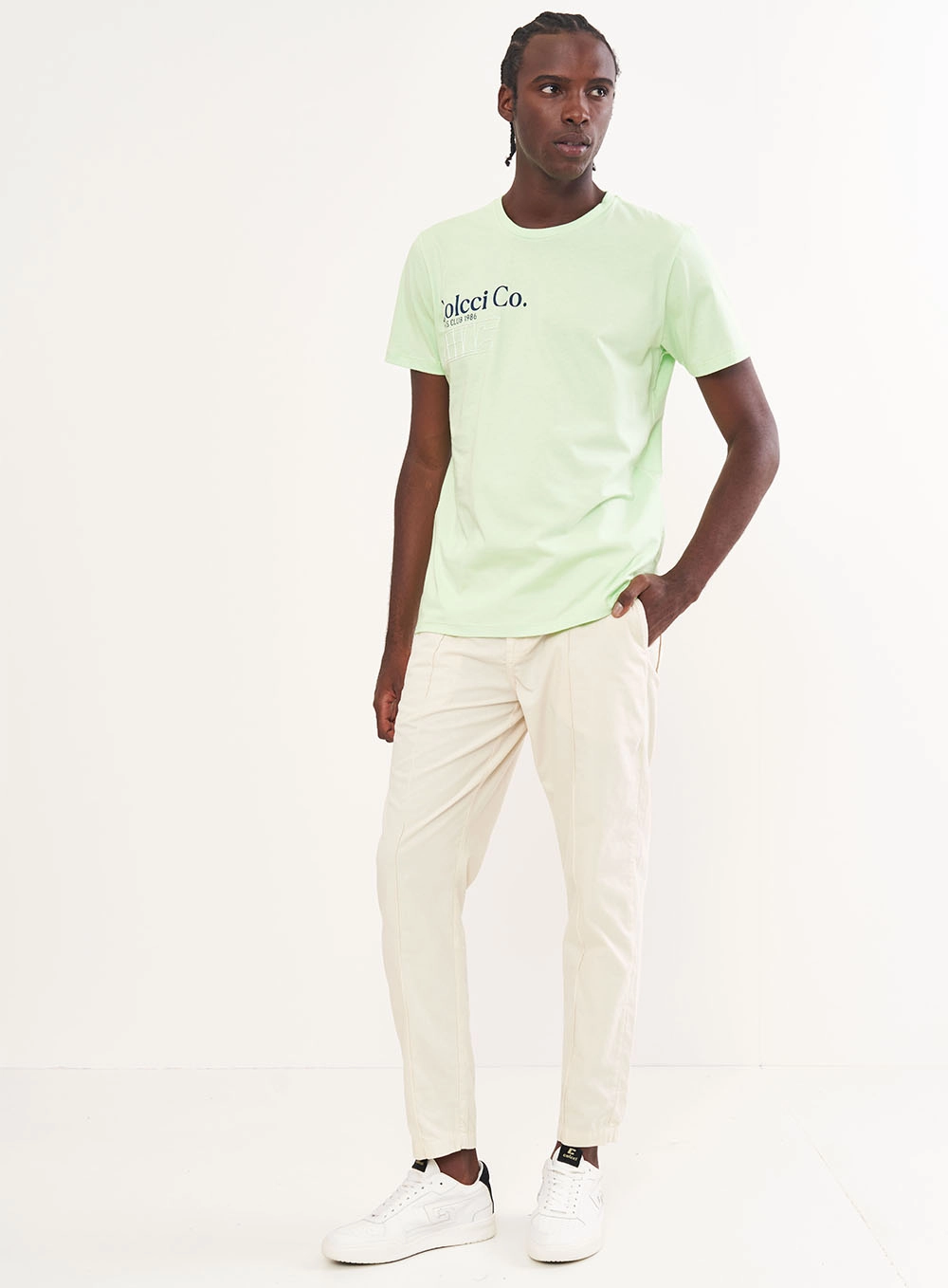 Camiseta Masculina Manga Curta Com Estampa Lateral Verde