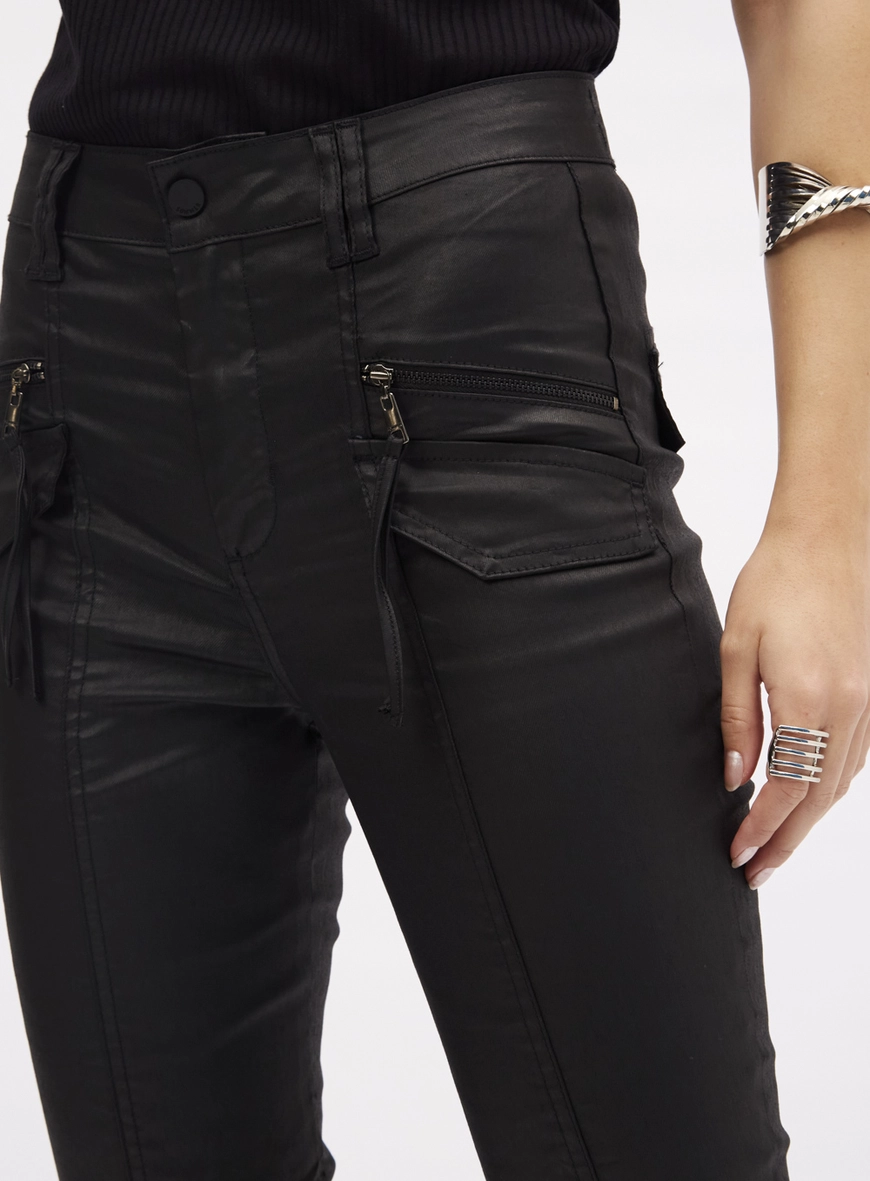 Calça Sarja Flare Resinada Preto 4