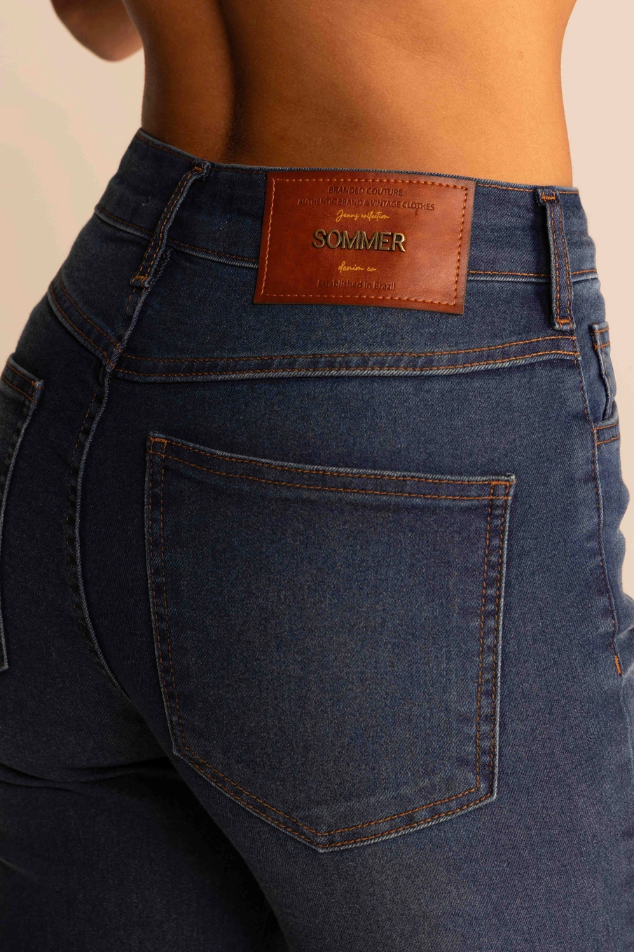 Calça Jeans Feminina Flare Cintura Média Índigo 3