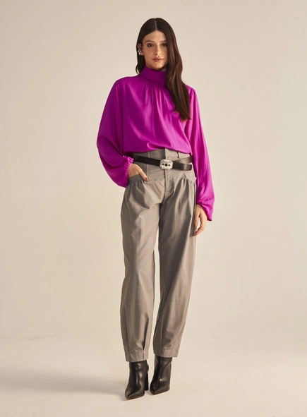 Calça Feminina Alfaiataria Cenoura
