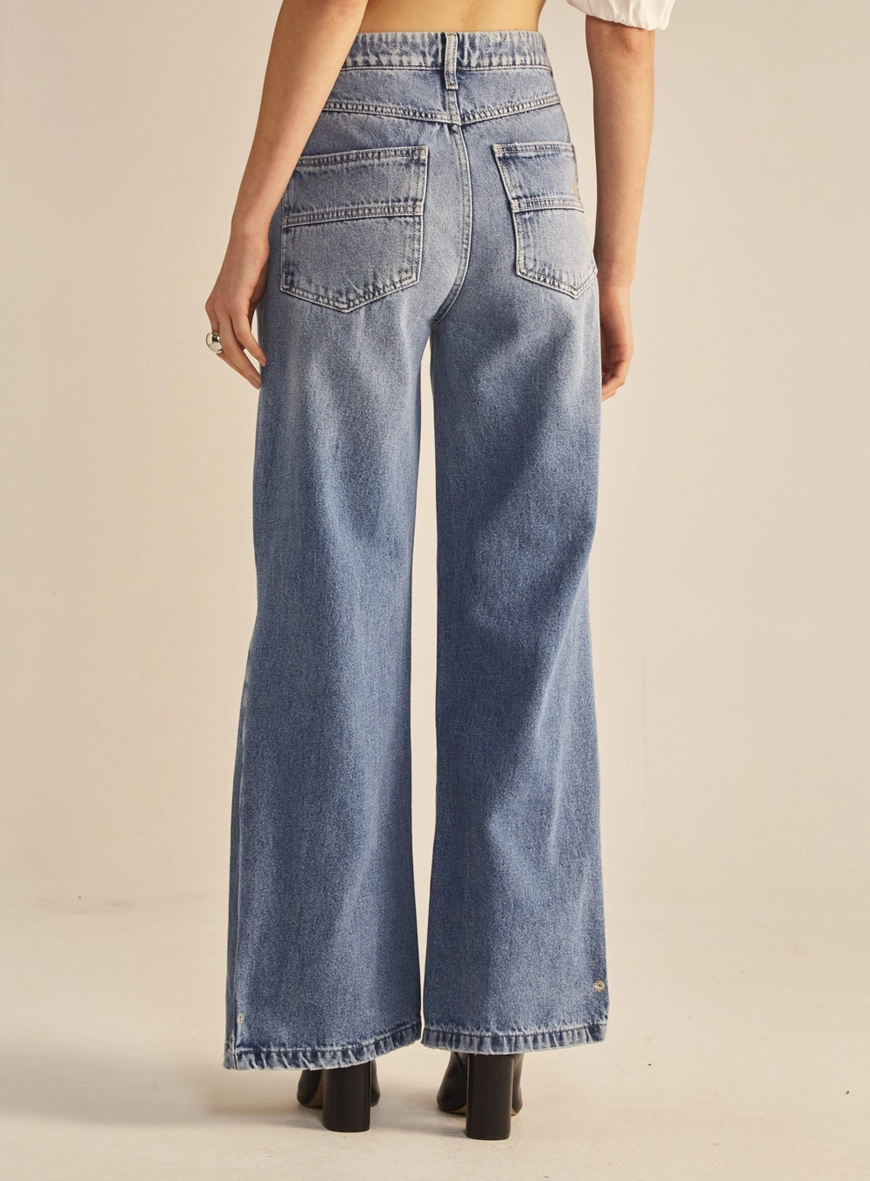 Calça Jeans Feminina Rasgo No Joelho - Alyson Índigo 4