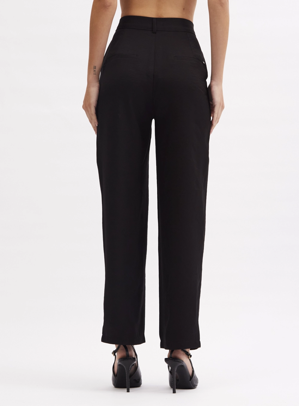 Calça Sommer Preto 3
