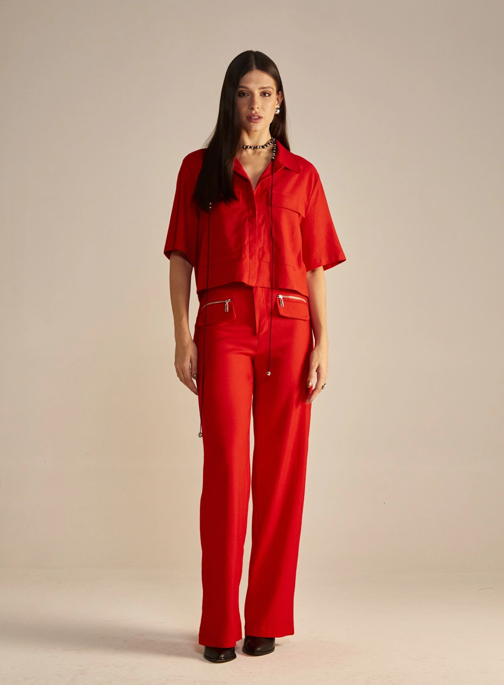 Calça Feminina Alfaiataria Reta Zíper Frontal Vermelho 1