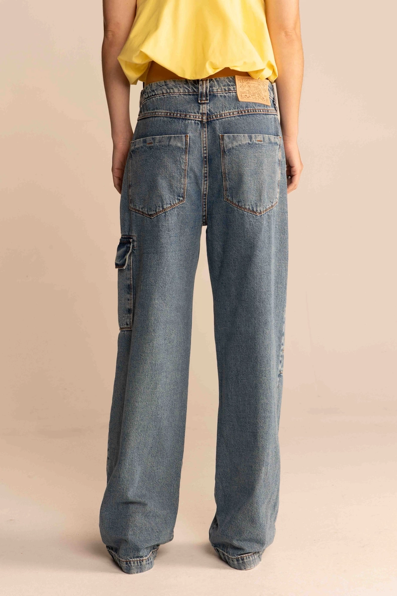 Calça Jeans Feminina Reta Com Bolsos Cargo Índigo 3