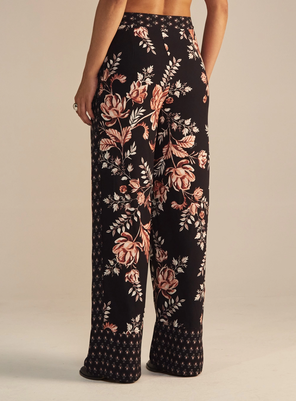 Calça Feminina Alfaiataria Reta Estampada Estampados 4