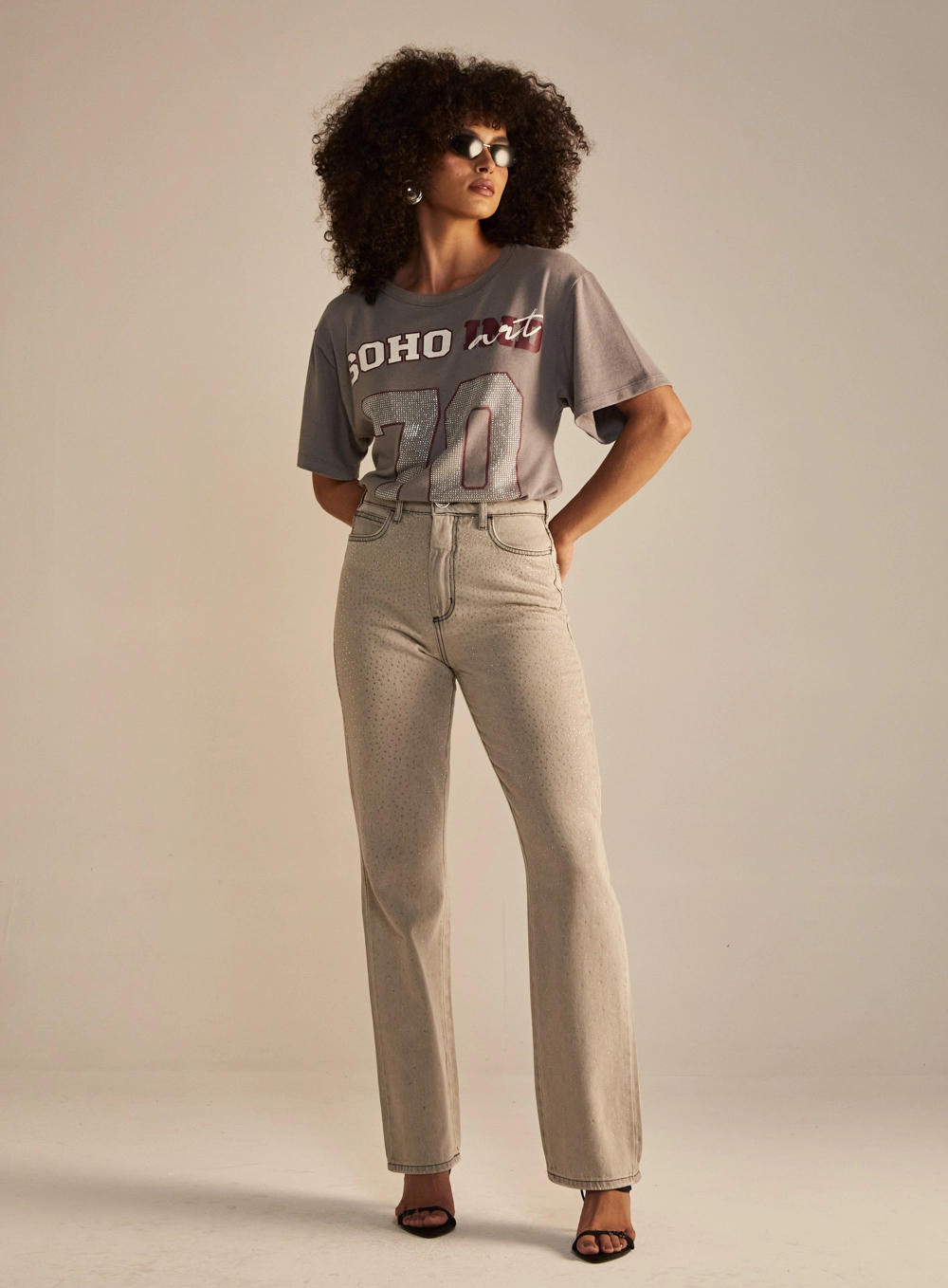 Calça Jeans Feminina Reta Slim Com Aplicação Indigo Preto 1