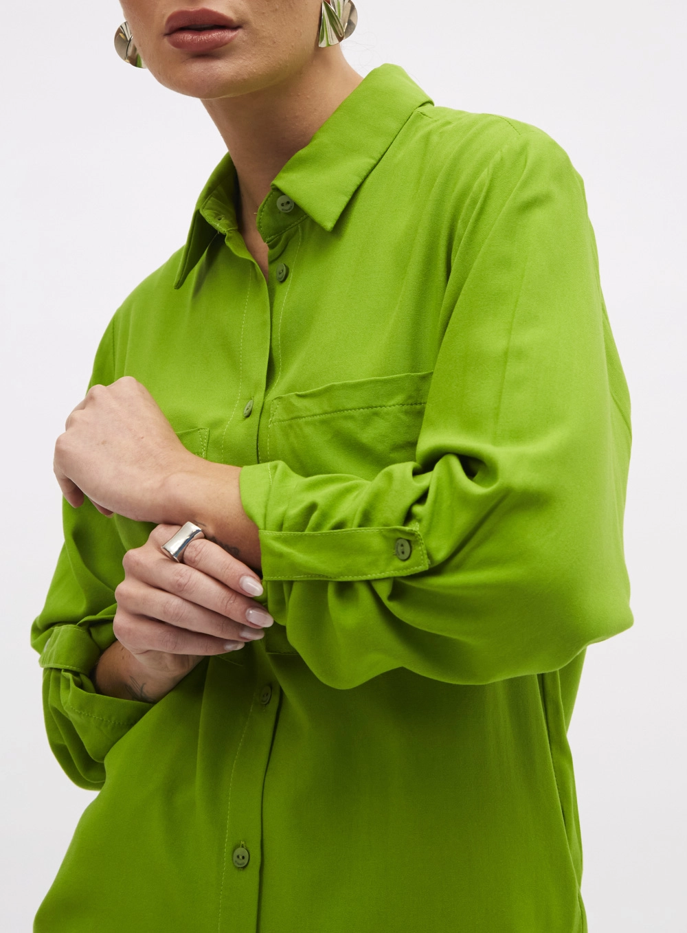 Camisa Comfort Com Bolsos Verde 4