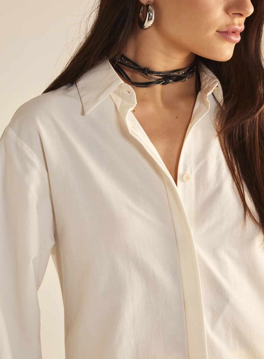 Camisa Feminina Comfort Tricoline Off Shell 2