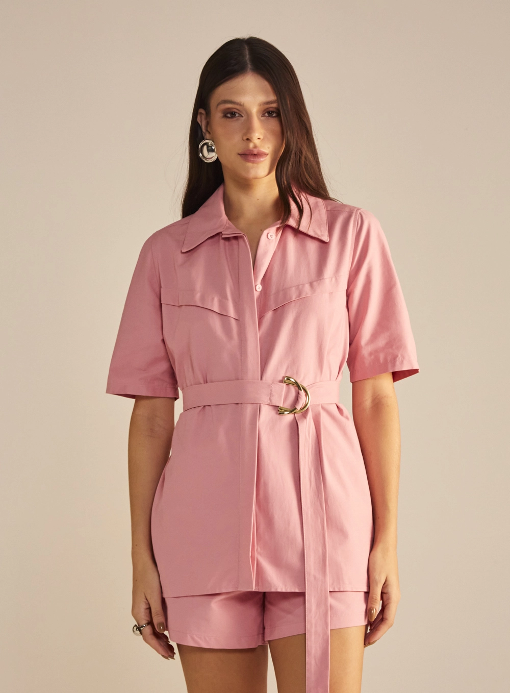 Camisa Feminina Alfaiataria Alongada Com Cinto Rosa 1