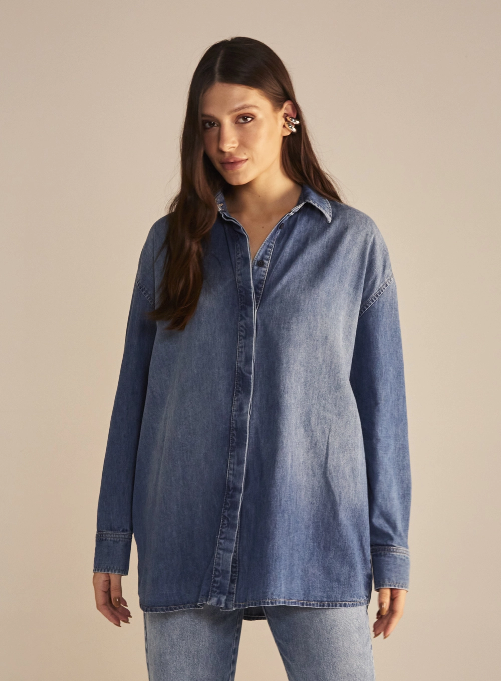 Camisa Jeans Feminina Ampla Manga Longa Índigo 1