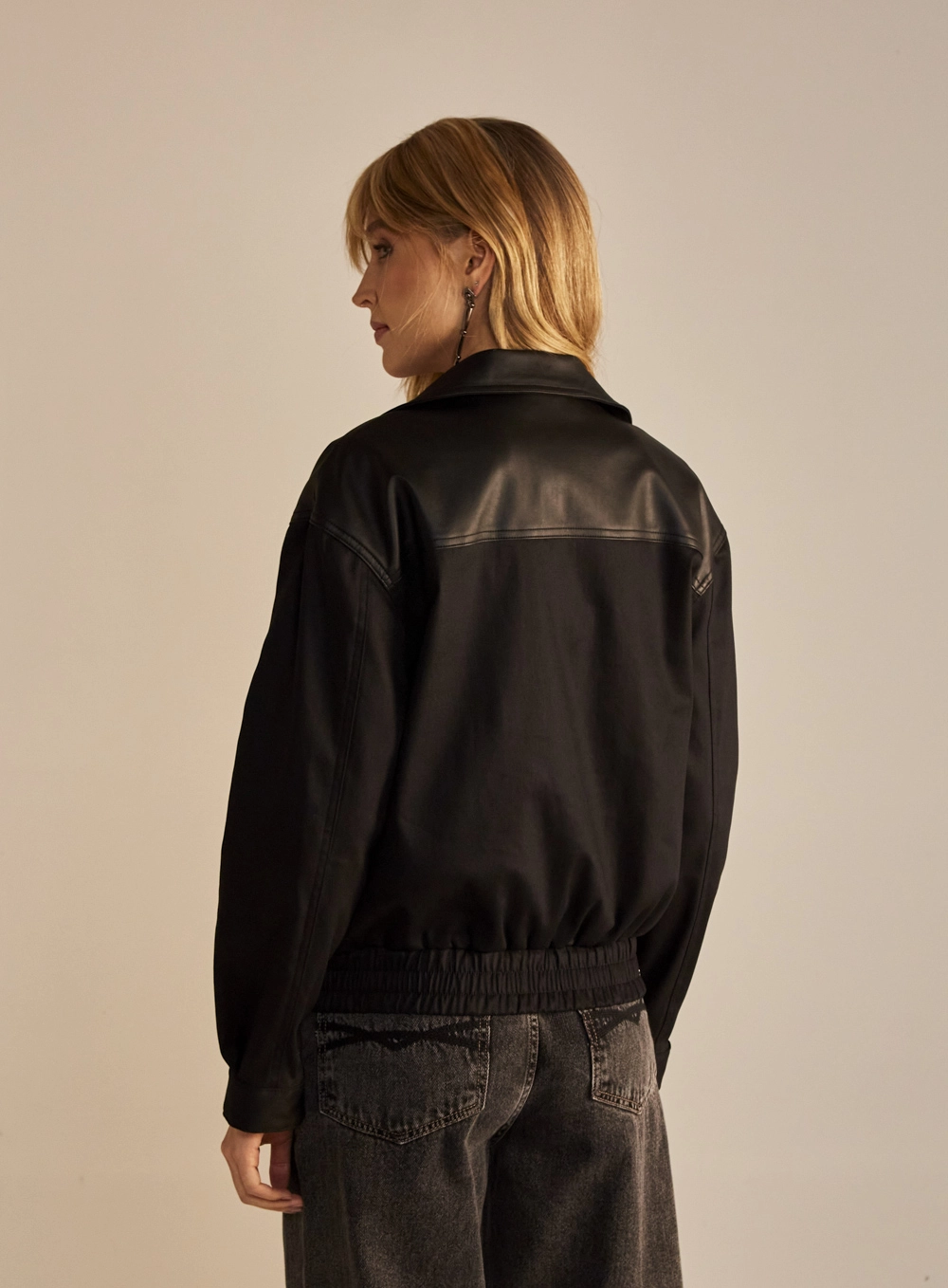 Jaqueta Sarja Preto 3