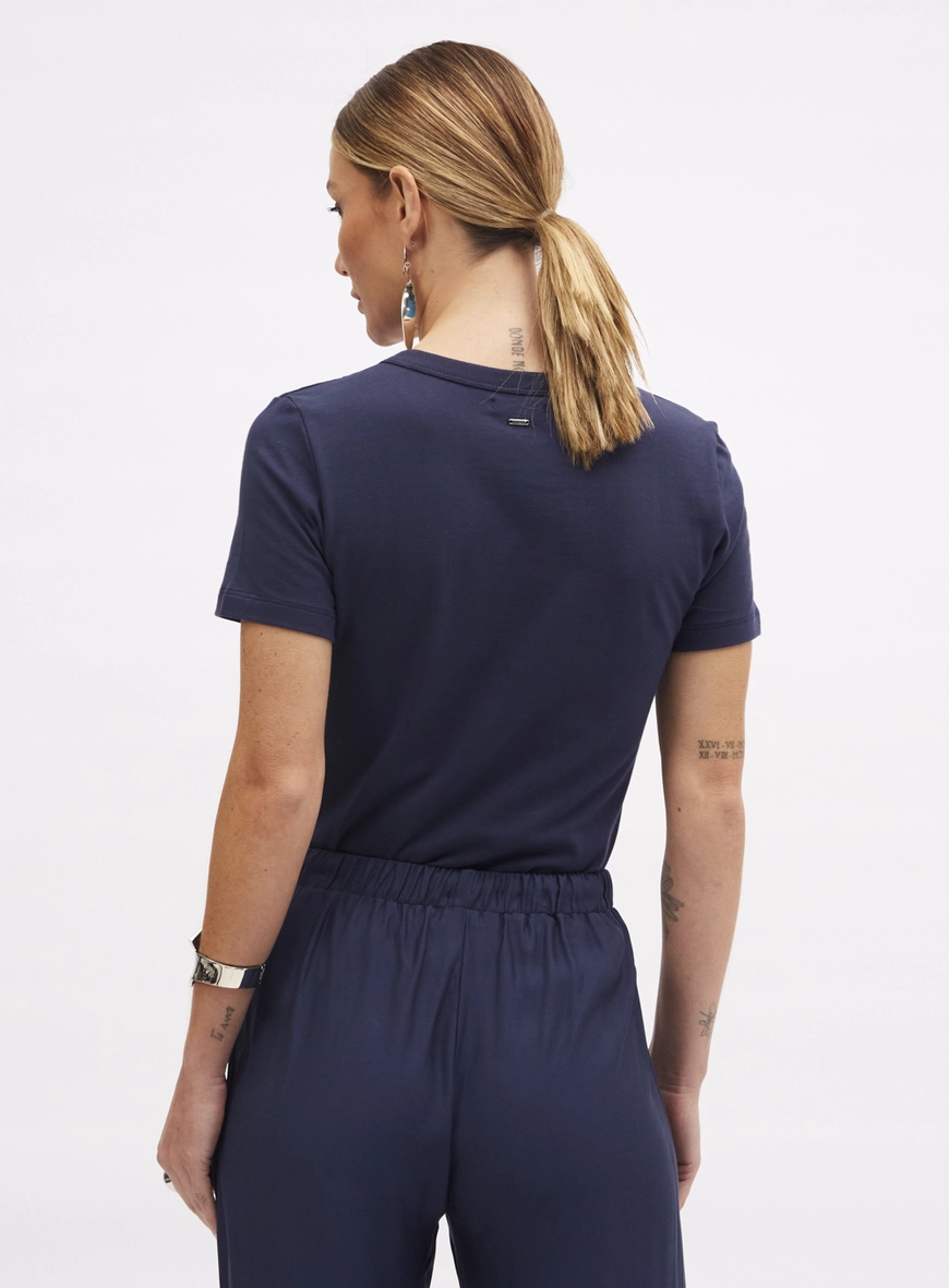 Camiseta Estampada Com Aplicação Azul 3