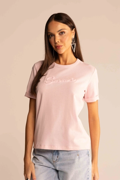 Camiseta Feminina Comfort Logo Alto Relevo