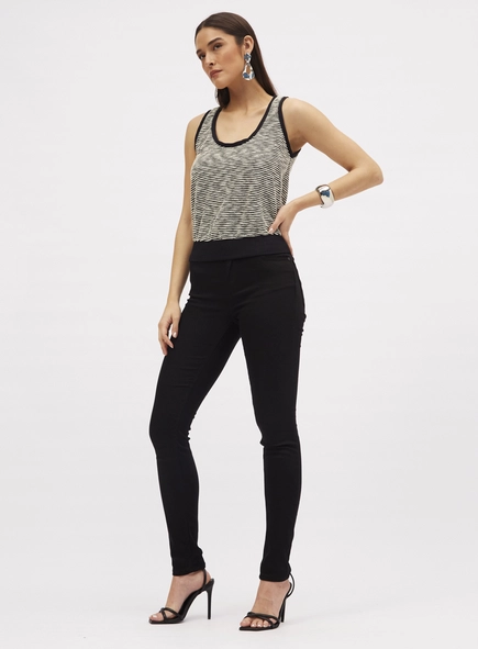 Blusa Comfort Listrada Com Textura