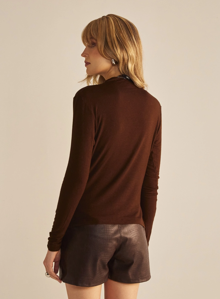 Blusa Feminina Linho Franzido Lateral Marrom 3
